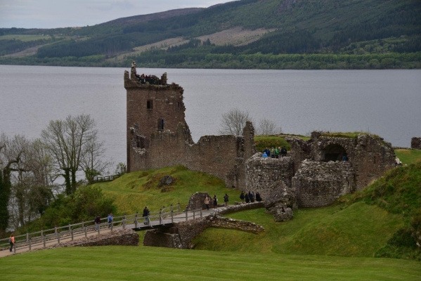 SKÓCIA REPÜLŐVEL - A Skót-felföld kastélyai, Edinburgh, Loch Ness...